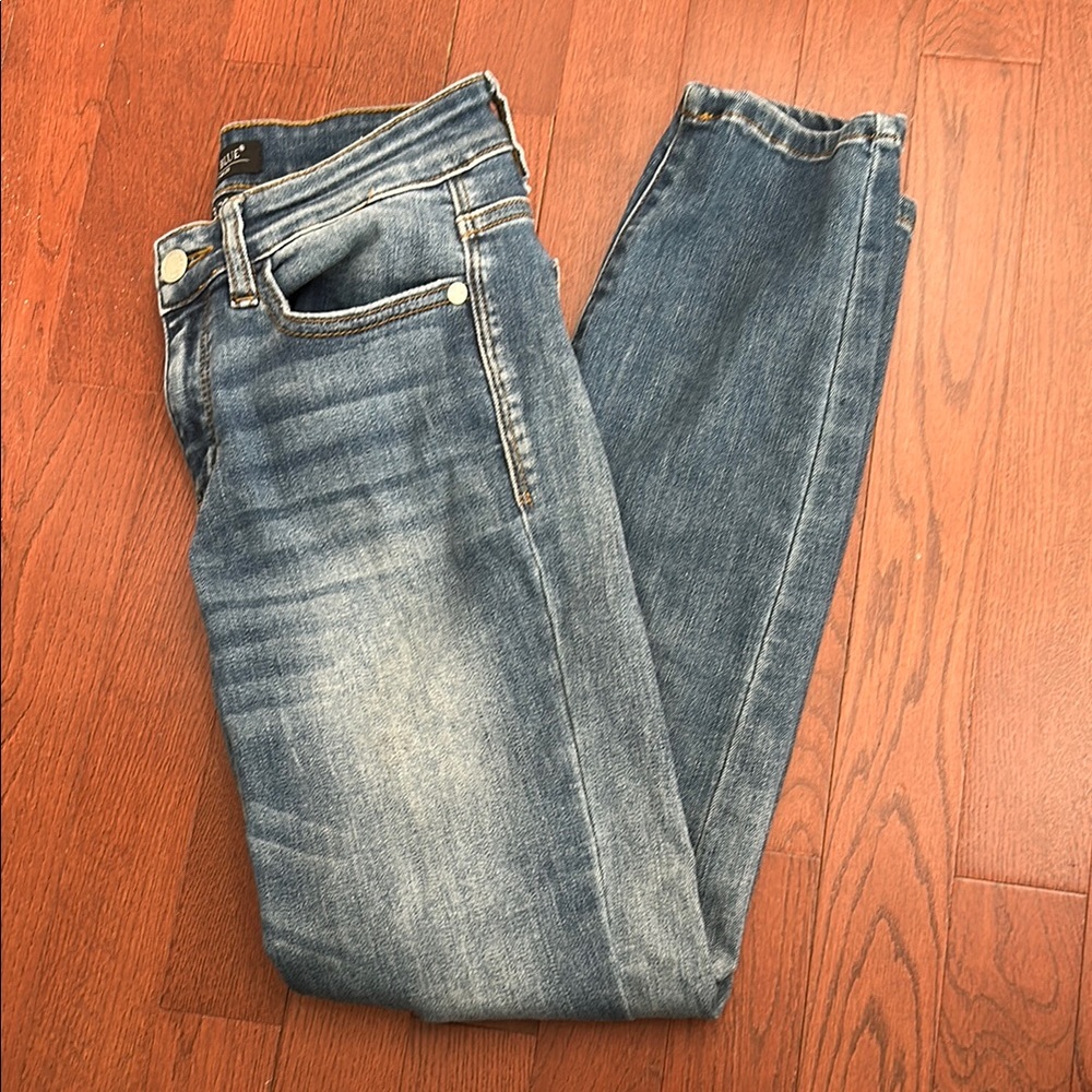 Judy Blue Relaxed Fit Skinny Jeans